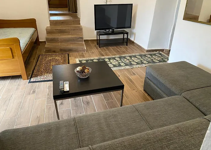 Nigos Casa de Férias *